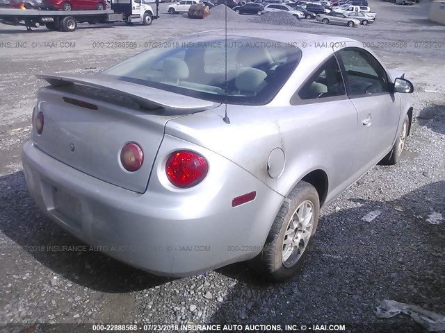 1G1AL15F167701153 - 2006 CHEVROLET COBALT LT SILVER photo 4