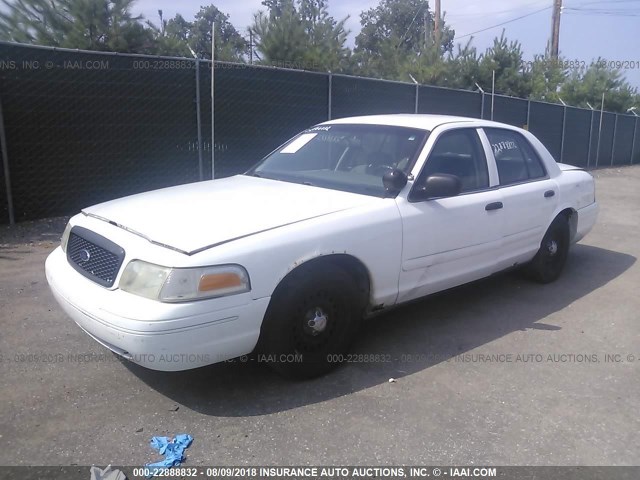 2FAFP71W9YX215834 - 2000 FORD CROWN VICTORIA POLICE INTERCEPTOR WHITE photo 2