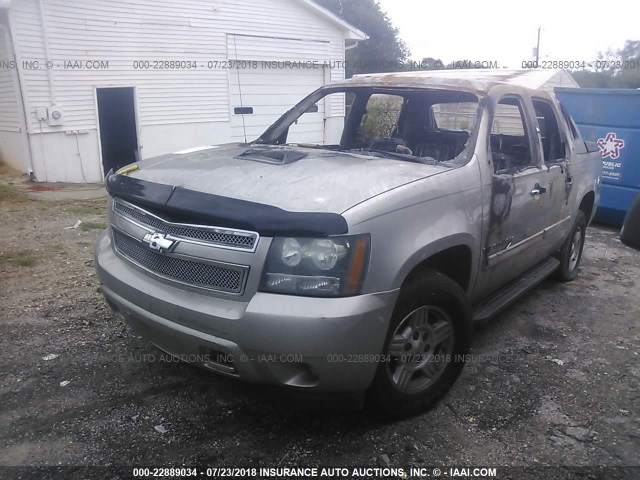 3GNEC12017G182580 - 2007 CHEVROLET AVALANCHE C1500 GOLD photo 2