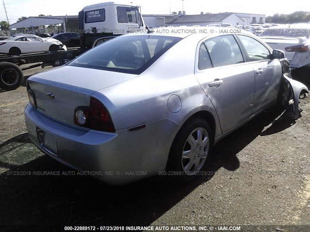 1G1ZC5EB8AF133778 - 2010 CHEVROLET MALIBU 1LT ვერცხლისფერი ფოტო 4