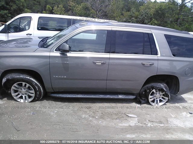 1GNSKBKC1HR297798 - 2017 CHEVROLET TAHOE K1500 LT GRAY photo 6