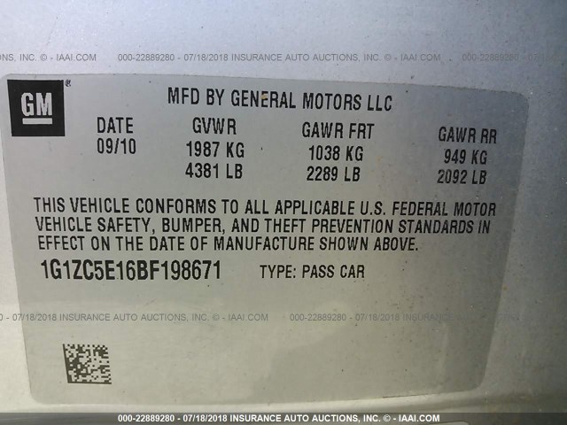 1G1ZC5E16BF198671 - 2011 CHEVROLET MALIBU 1LT 银色 照片 9