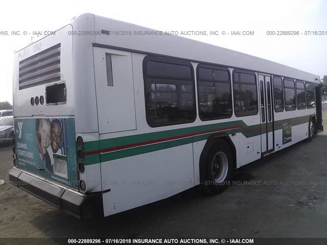 15GGD181121072497 - 2002 GILLIG TRANSIT BUS LOW Unknown photo 4