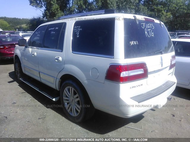 5LMFU28538LJ11073 - 2008 LINCOLN NAVIGATOR WHITE photo 3