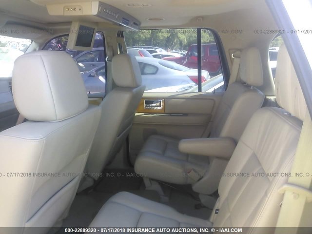 5LMFU28538LJ11073 - 2008 LINCOLN NAVIGATOR WHITE photo 8