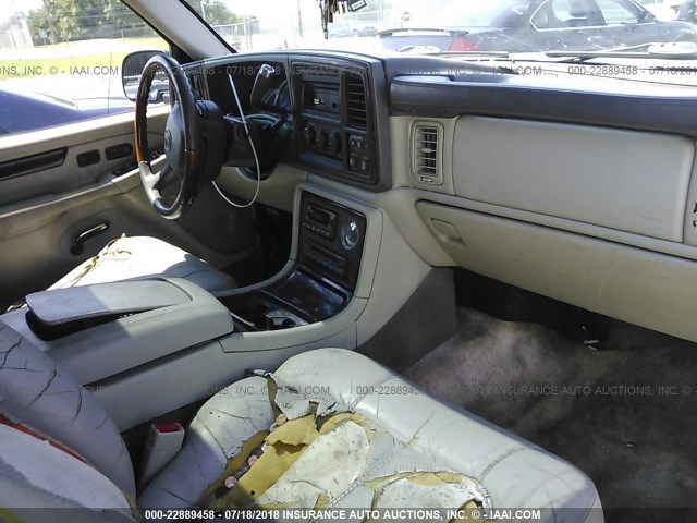 1GYEK63NX2R221379 - 2002 CADILLAC ESCALADE LUXURY მწვანე ფოტო 5