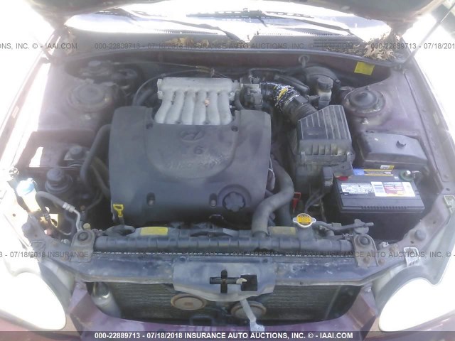 KMHWF35HX3A815809 - 2003 HYUNDAI SONATA GLS/LX RED photo 10