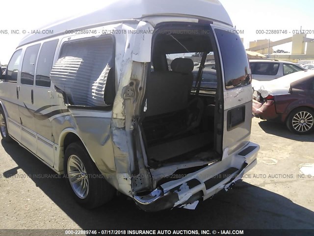 1GDFG15T661105350 - 2006 GMC SAVANA RV G1500 WHITE photo 6