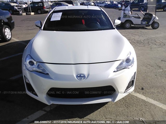 JF1ZNAA19D2703764 - 2013 TOYOTA SCION FR-S WHITE photo 6