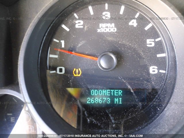 1GCEC14X67Z623140 - 2007 CHEVROLET SILVERADO C1500 CLASSIC WHITE photo 7