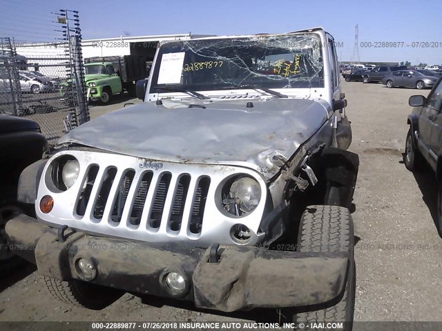 1C4BJWDG0CL138527 - 2012 JEEP WRANGLER UNLIMITE SPORT SILVER photo 6