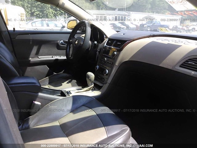 1G1ZK57788F269320 - 2008 CHEVROLET MALIBU LTZ 棕色 照片 5