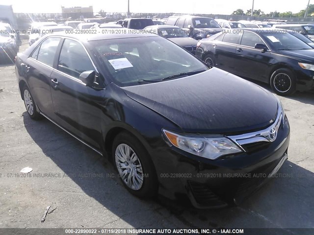 4T1BD1FK0DU096637 - 2013 TOYOTA CAMRY HYBRID/LE/XLE 黑色 照片 1