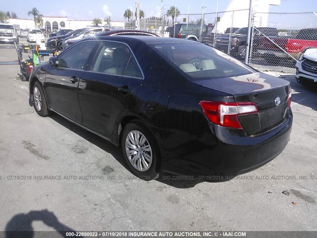 4T1BD1FK0DU096637 - 2013 TOYOTA CAMRY HYBRID/LE/XLE 黑色 照片 3
