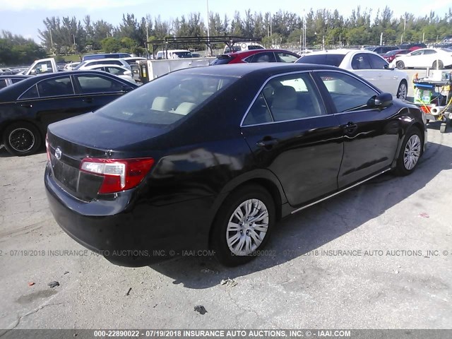 4T1BD1FK0DU096637 - 2013 TOYOTA CAMRY HYBRID/LE/XLE 黑色 照片 4
