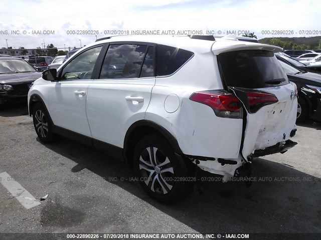 JTMZFREV1JJ156820 - 2018 TOYOTA RAV4 LE WHITE photo 3