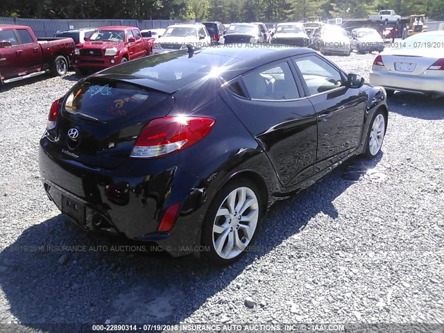 KMHTC6AD3DU124010 - 2013 HYUNDAI VELOSTER BLACK photo 4