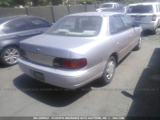 JT2BG12K8T0406873 - 1996 TOYOTA CAMRY DX/LE/XLE SILVER photo 4