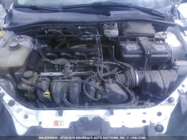 1FAFP34N67W251390 - 2007 FORD FOCUS ZX4/S/SE/SES WHITE photo 10