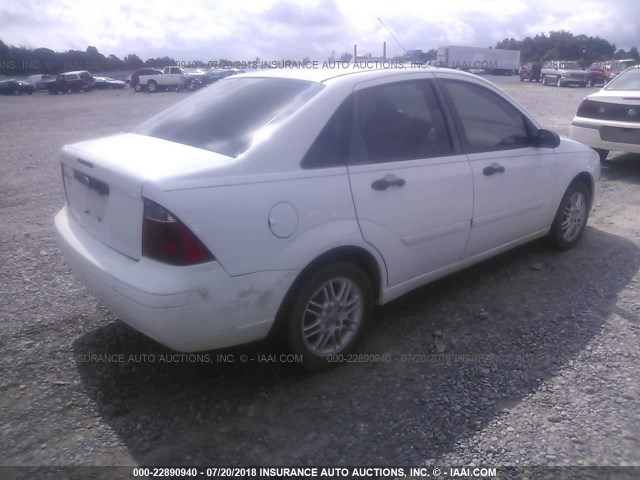 1FAFP34N67W251390 - 2007 FORD FOCUS ZX4/S/SE/SES Ақ фото 4