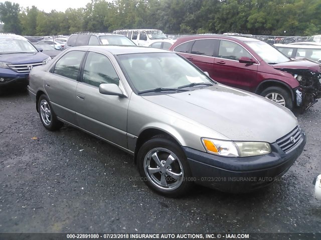 4T1BG28K6XU514889 - 1999 TOYOTA CAMRY CE/LE/XLE ნაცრისფერი ფოტო 1