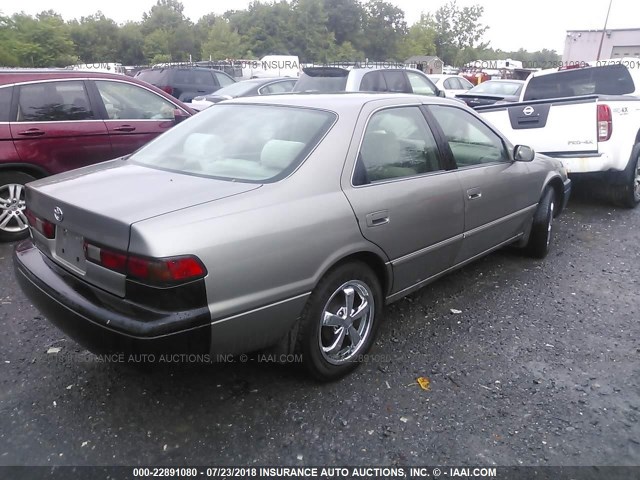 4T1BG28K6XU514889 - 1999 TOYOTA CAMRY CE/LE/XLE ნაცრისფერი ფოტო 4