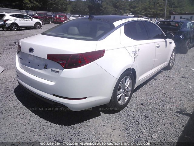 KNAGN4A72B5077295 - 2011 KIA OPTIMA EX/SX WHITE photo 4