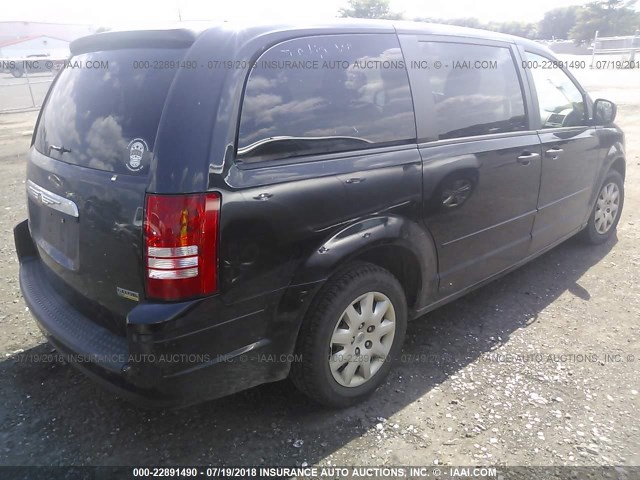 2A8HR44H18R707666 - 2008 CHRYSLER TOWN & COUNTRY LX BLACK photo 4