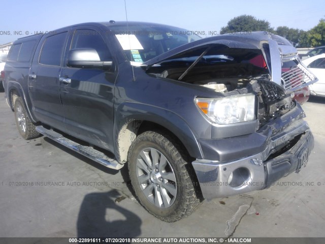 5TFHW5F15CX260694 - 2012 TOYOTA TUNDRA CREWMAX LIMITED GRAY photo 1