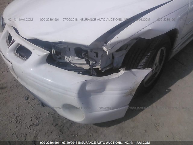 1G2WP12KX2F224701 - 2002 PONTIAC GRAND PRIX GT WHITE photo 6