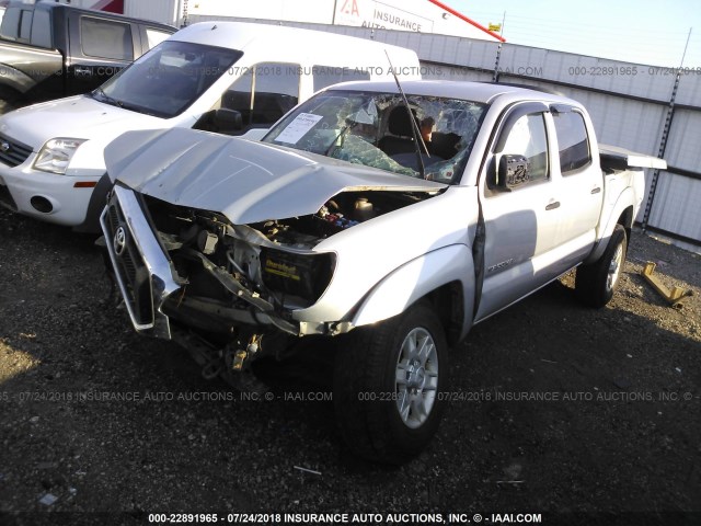 5TFJU4GNXCX021869 - 2012 TOYOTA TACOMA DOUBLE CAB PRERUNNER GRAY photo 2