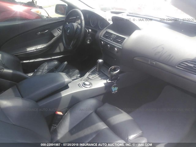 WBAEH73475B192970 - 2005 BMW 645 CI AUTOMATIC Сұр фото 5