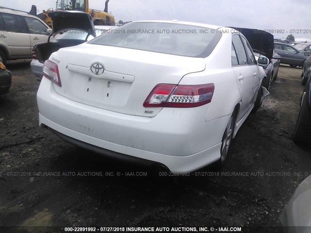 4T1BF3EK3BU654405 - 2011 TOYOTA CAMRY SE/LE/XLE თეთრი ფოტო 4