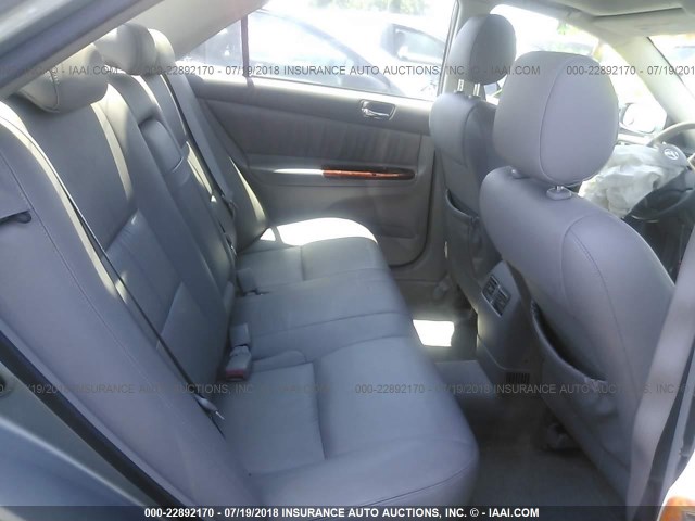 JTDBF32K350165703 - 2005 TOYOTA CAMRY LE/XLE/SE 银色 照片 8