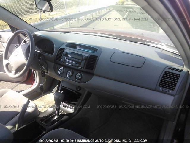 4T1BE32K05U002109 - 2005 TOYOTA CAMRY LE/XLE/SE 栗色 照片 5