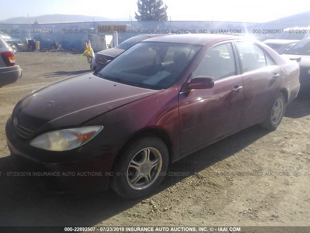 JTDBE32K430167525 - 2003 TOYOTA CAMRY LE/XLE RED photo 2