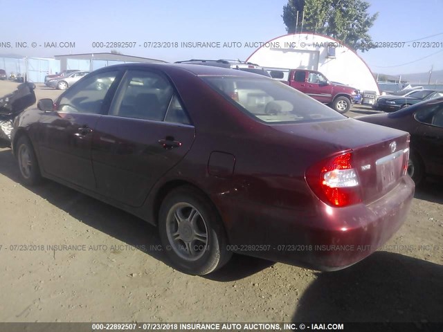 JTDBE32K430167525 - 2003 TOYOTA CAMRY LE/XLE RED photo 3