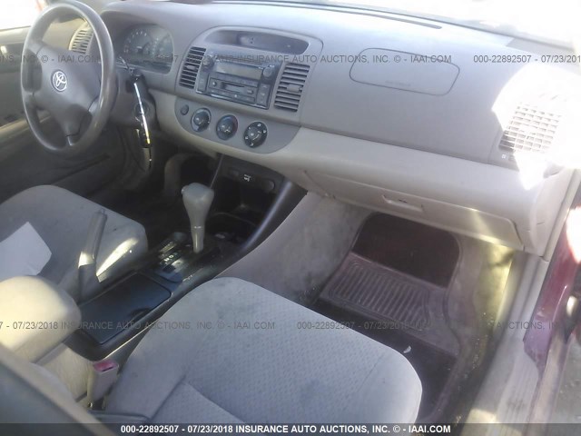 JTDBE32K430167525 - 2003 TOYOTA CAMRY LE/XLE 红色 照片 5