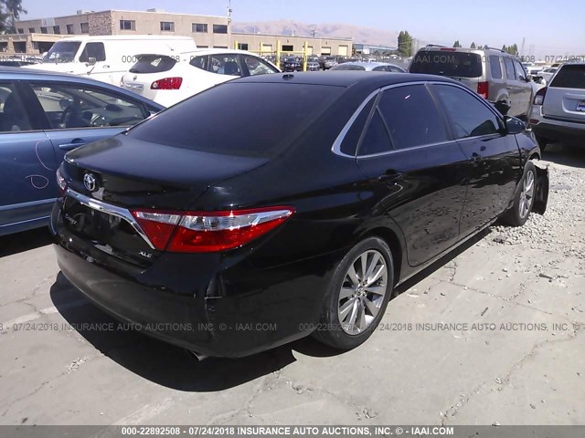 4T1BF1FK9FU905467 - 2015 TOYOTA CAMRY LE/XLE/SE/XSE 黑色 照片 4