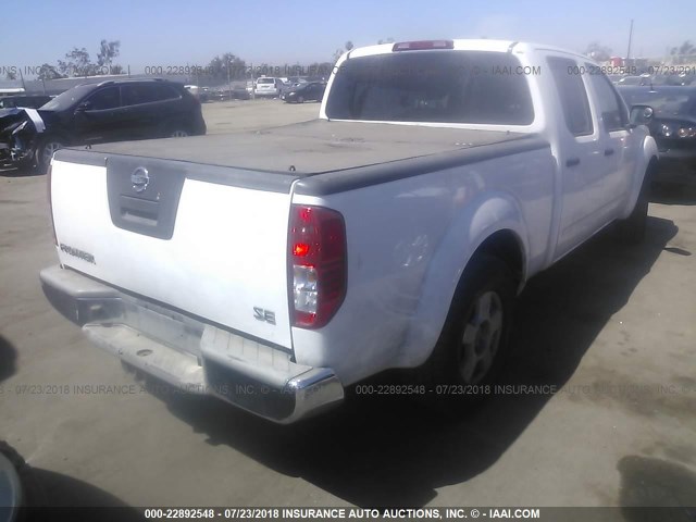 1N6AD09U97C416004 - 2007 NISSAN FRONTIER CREW CAB LE/SE/OFF ROAD WHITE photo 4