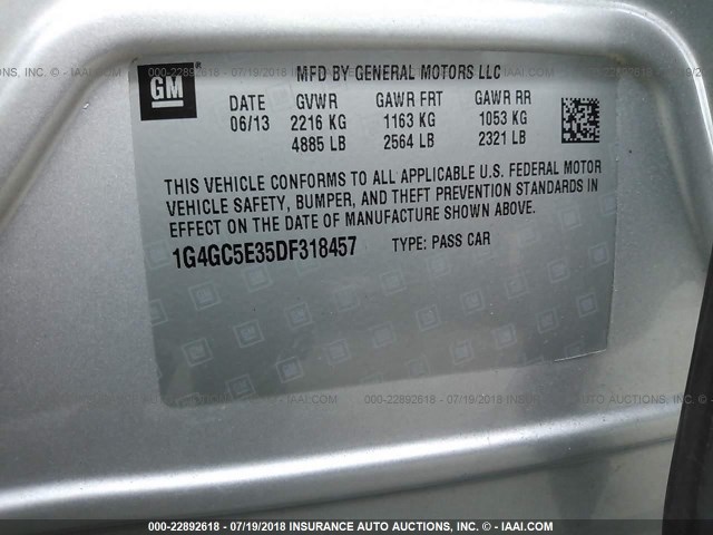 1G4GC5E35DF318457 - 2013 BUICK LACROSSE SILVER photo 9