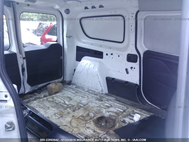 ZFBERFAT9G6B43713 - 2016 RAM PROMASTER CITY  白色 照片 8