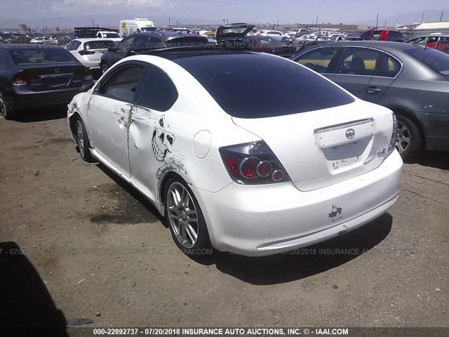 JTKDE167580251307 - 2008 TOYOTA SCION TC WHITE photo 3