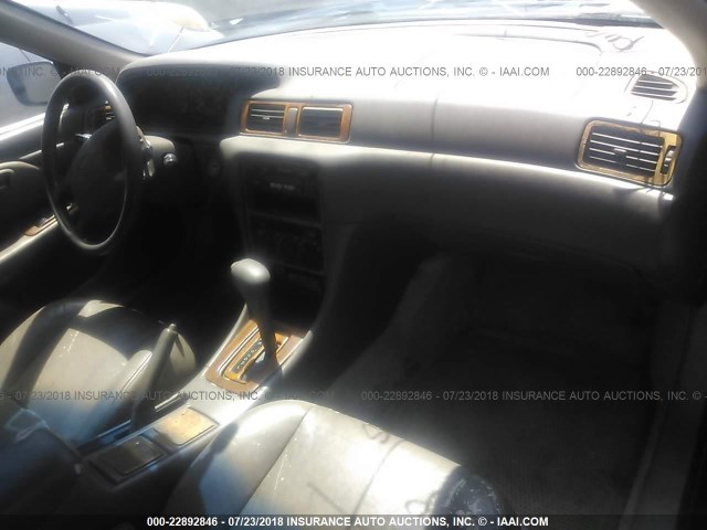 JT2BF22K6W0095151 - 1998 TOYOTA CAMRY CE/LE/XLE 黑色 照片 5