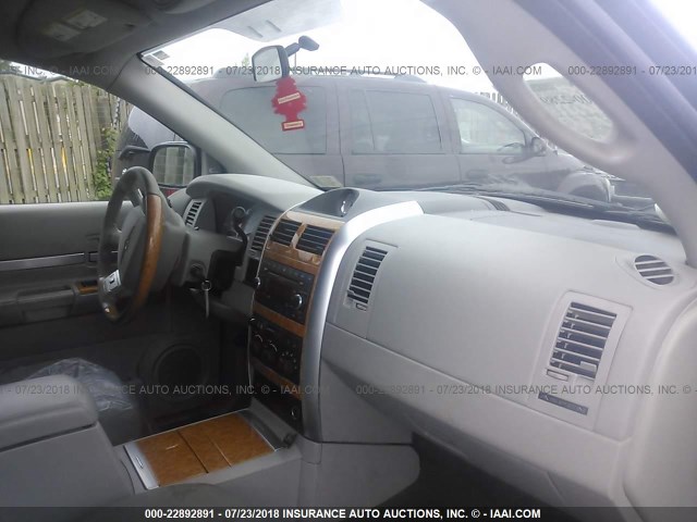 1A8HX58N98F127066 - 2008 CHRYSLER ASPEN LIMITED BLACK photo 5