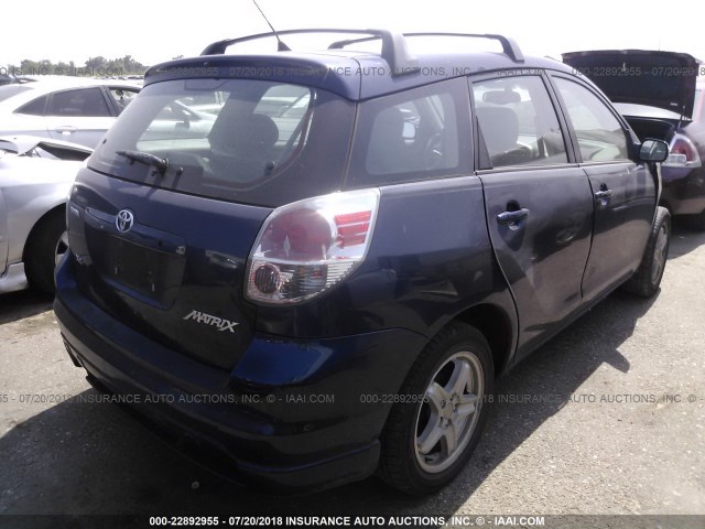 2T1KR32E45C496670 - 2005 TOYOTA COROLLA MATRIX XR BLUE photo 4