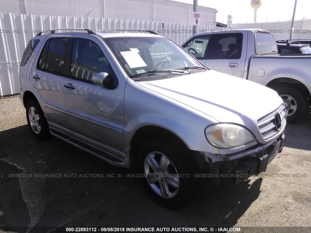 4JGAB57E25A520081 - 2005 MERCEDES-BENZ ML 350 SILVER photo 1