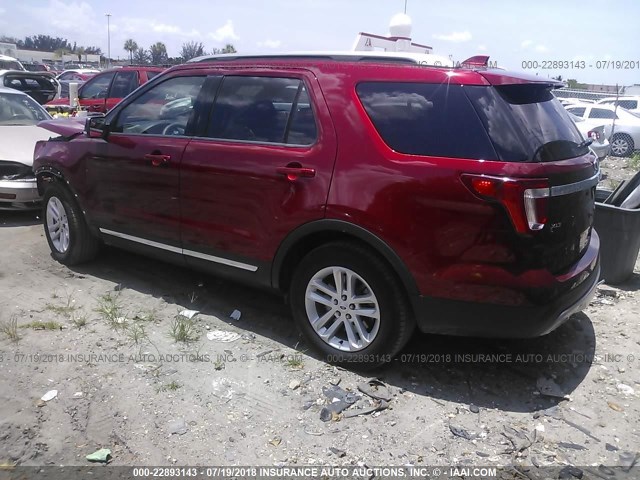 1FM5K7D81HGE02455 - 2017 FORD EXPLORER XLT RED photo 3