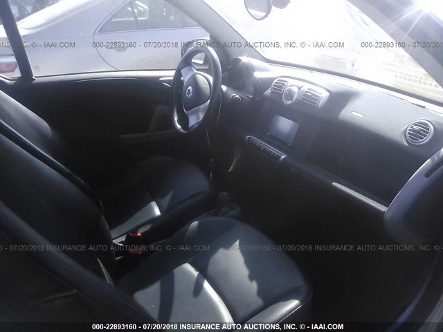 WMEEJ3BAXCK575050 - 2012 SMART FORTWO PURE/PASSION WHITE photo 5