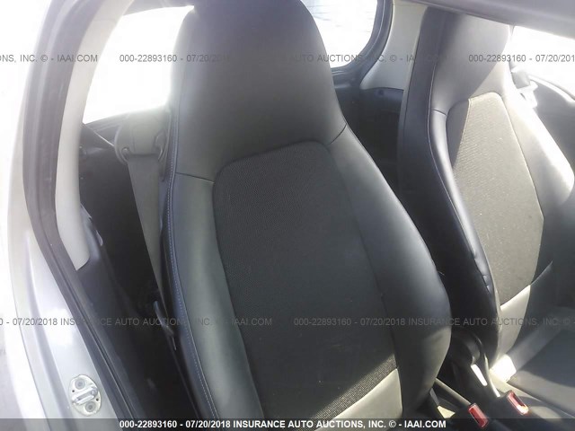 WMEEJ3BAXCK575050 - 2012 SMART FORTWO PURE/PASSION WHITE photo 8